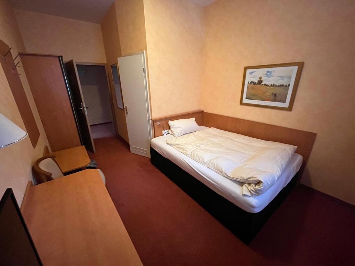 Landhotel Ritter-Post Angelbachtal Extérieur photo